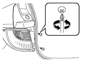 Mazda 5. Feux de freinage/feux arrière/feux de position arrière, clignotants arrière